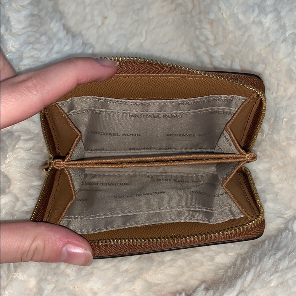 Michael Kors Mercer Tote AND Wallet - Picture 7 of 8